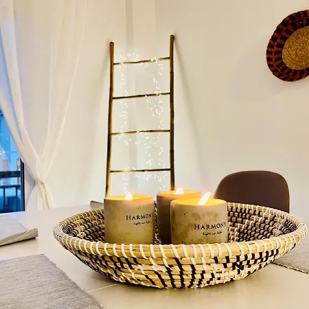 Chryssa's Deluxe アパート